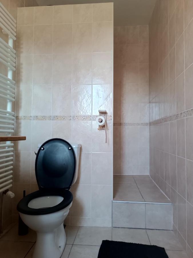 Les Tanalis - Chambres D'Hotes & Gite Gurs Exterior foto